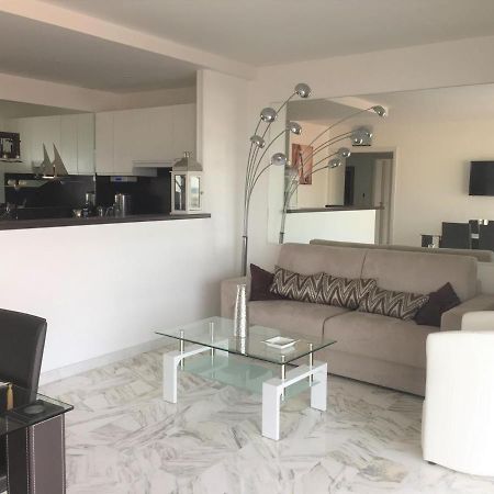 Appartement F3 Vue Mer Et Croisette Канни Екстер'єр фото