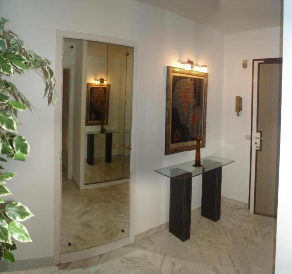 Appartement F3 Vue Mer Et Croisette Канни Екстер'єр фото